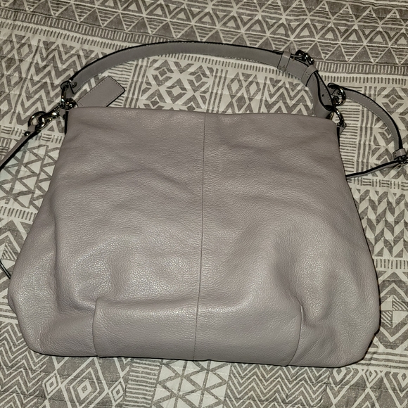 Vintage Coach Crossbody in Grey - Picture 3 of 11